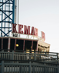 Amusement park ride